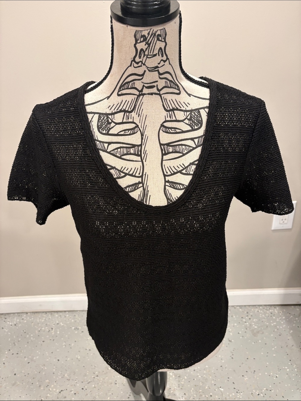 NWOT rag & bone Black Textured Knit Top with Scoop Neck
